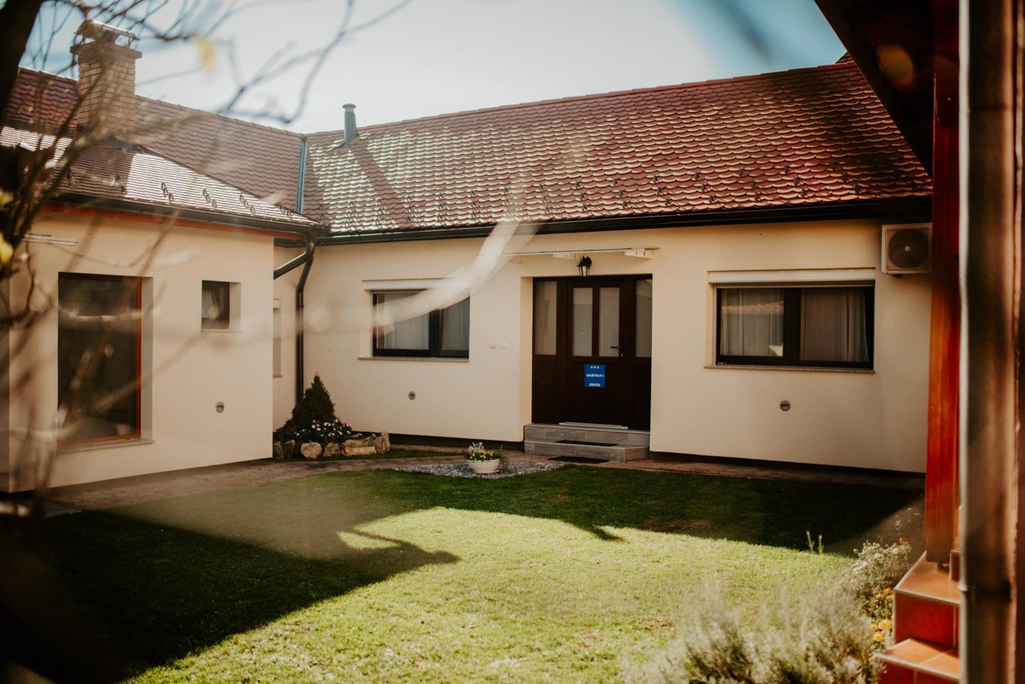 Apartments Peric - Zupanja Luaran gambar